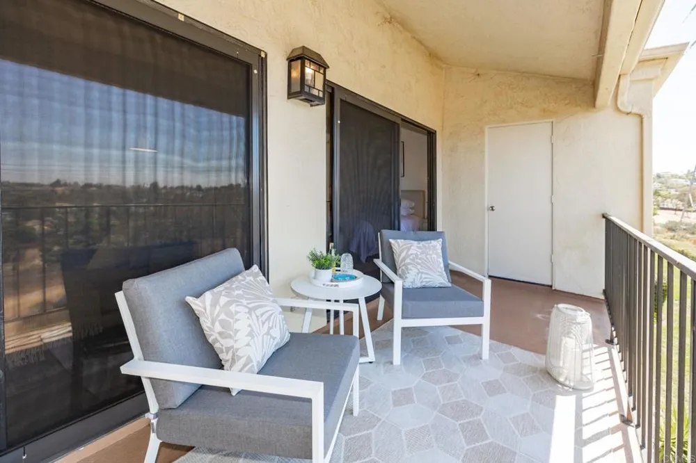 3161 Vista Mar Carlsbad, CA 92009