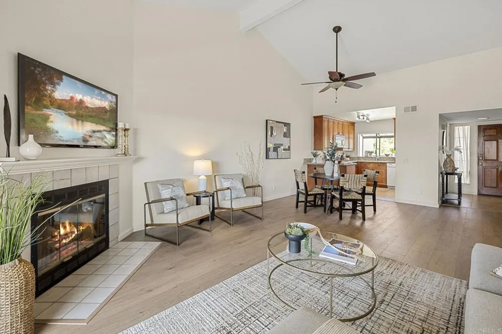 3161 Vista Mar Carlsbad, CA 92009