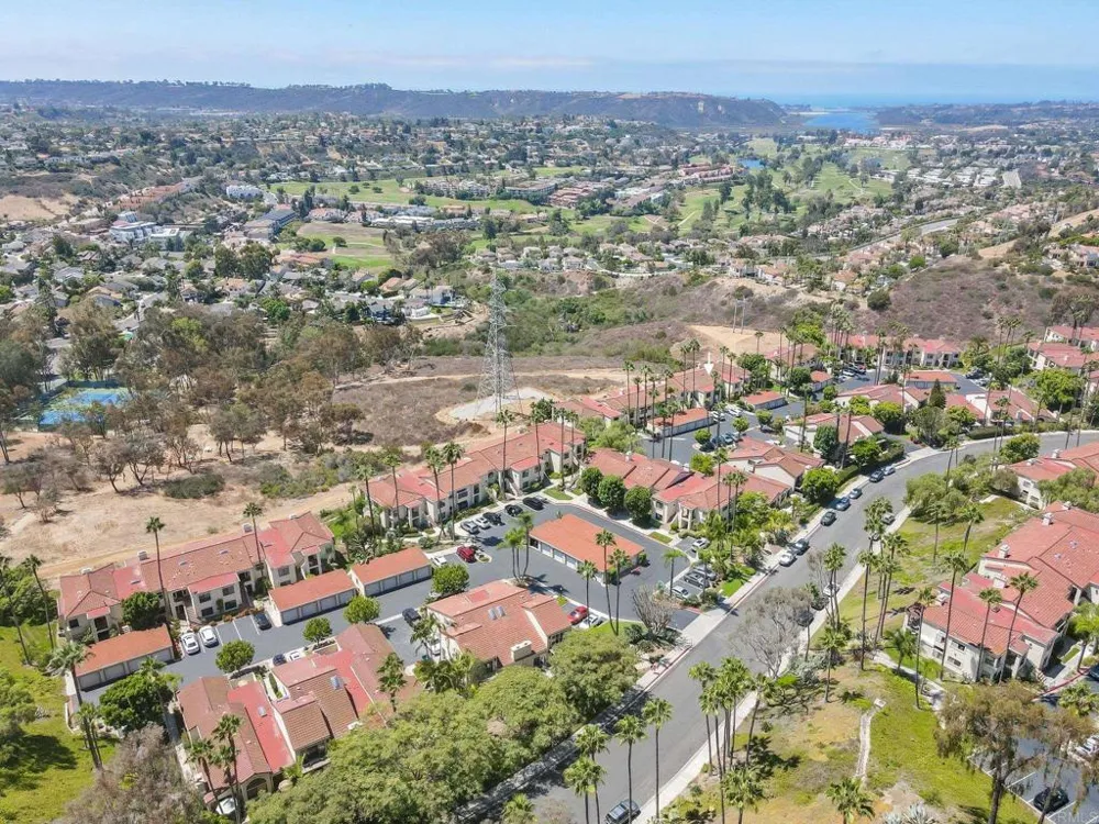3161 Vista Mar Carlsbad, CA 92009