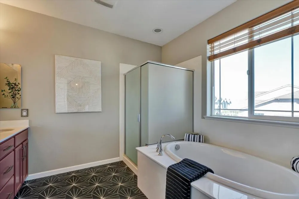 155 Sapphire Lane Morgan Hill, CA 95037