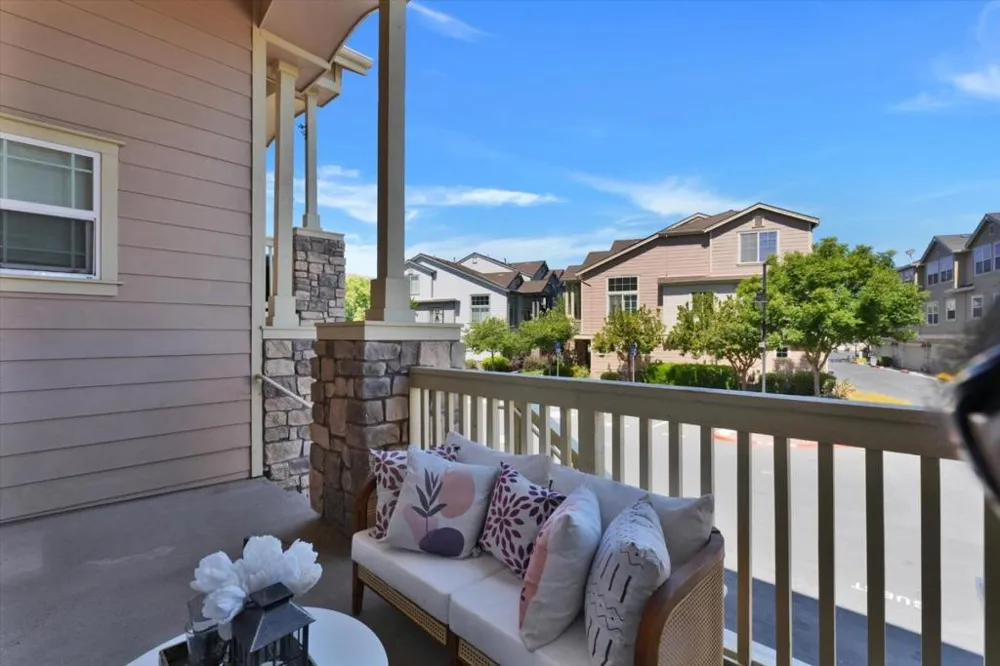 155 Sapphire Lane Morgan Hill, CA 95037