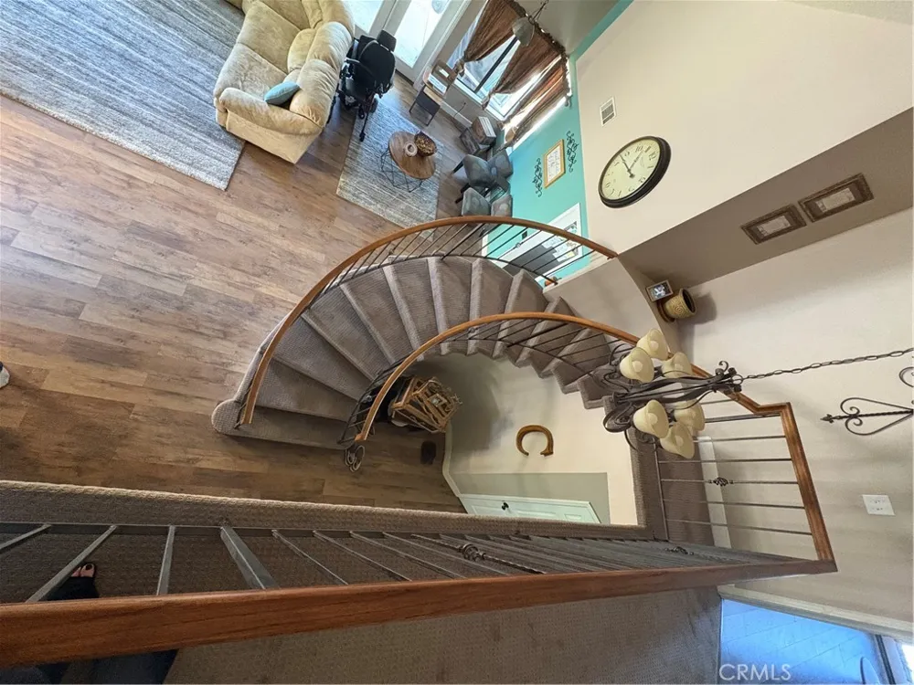 17905 Luna Court Riverside, CA 92504