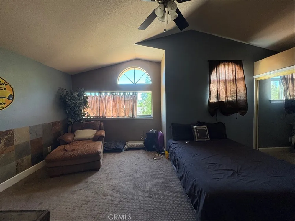 17905 Luna Court Riverside, CA 92504