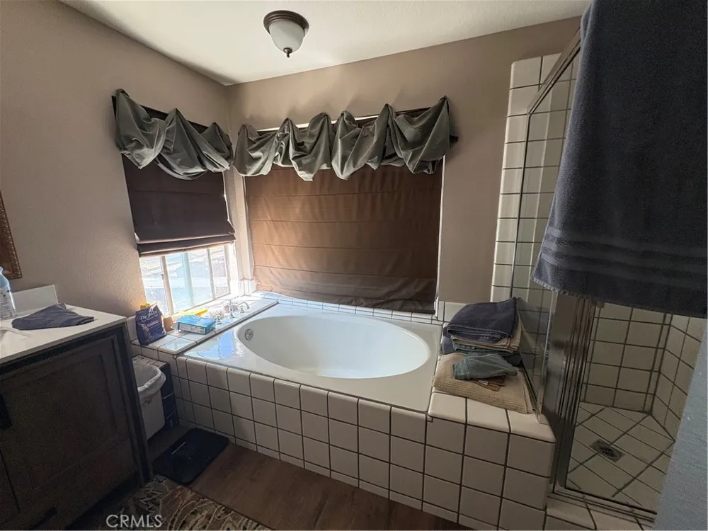 17905 Luna Court Riverside, CA 92504