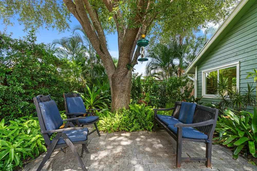 433 Goldenwood Way Wellington, FL 33414