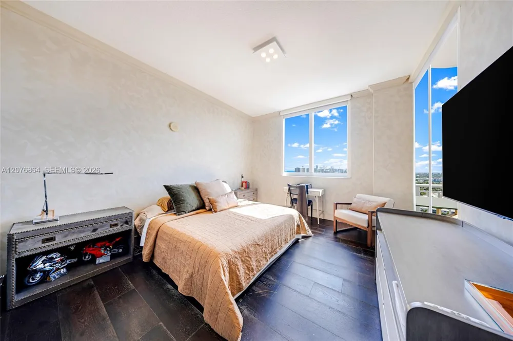 1745 E Hallandale Beach Blvd #2407W Hallandale Beach, FL 33009