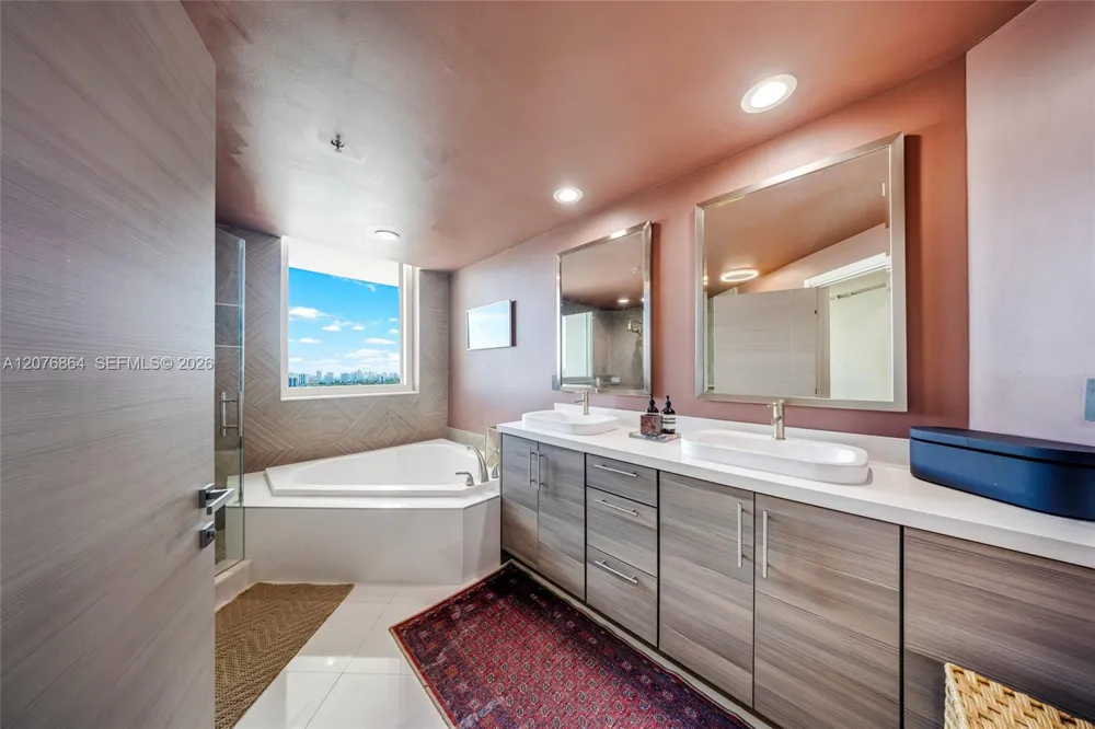 1745 E Hallandale Beach Blvd #2407W Hallandale Beach, FL 33009