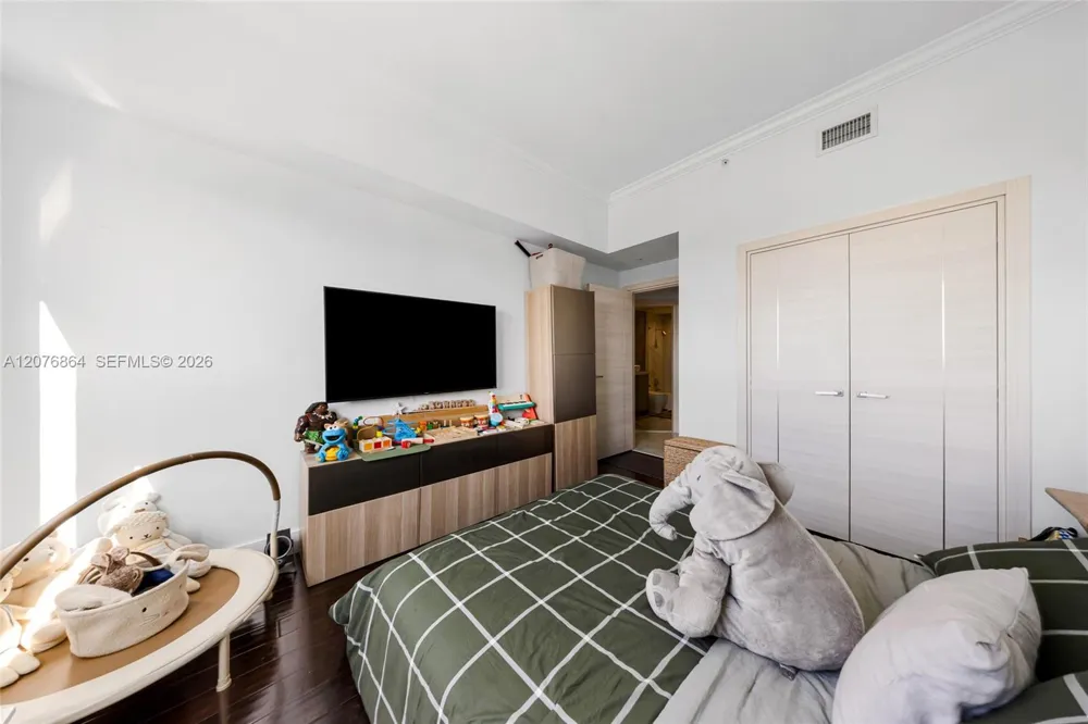1745 E Hallandale Beach Blvd #2407W Hallandale Beach, FL 33009