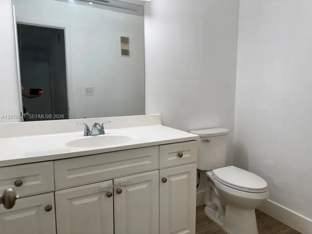 3960 NW 87th Ave #3960 Sunrise, FL 33351