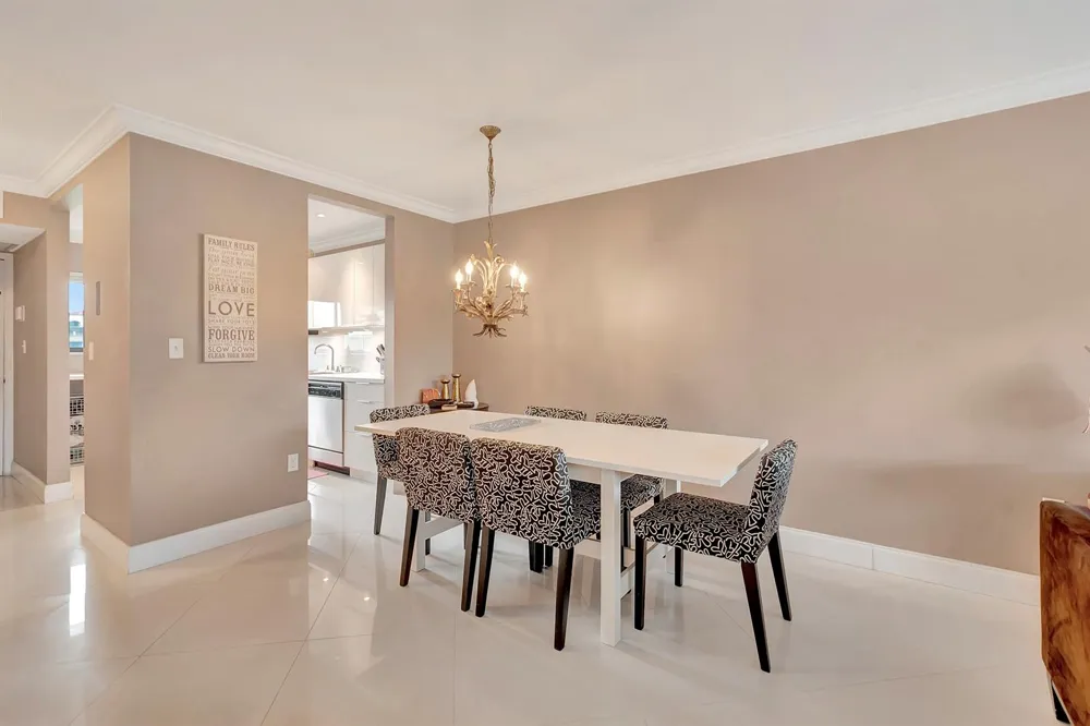 3605 S OCEAN BOULEVARD #321 South Palm Beach, FL 33480