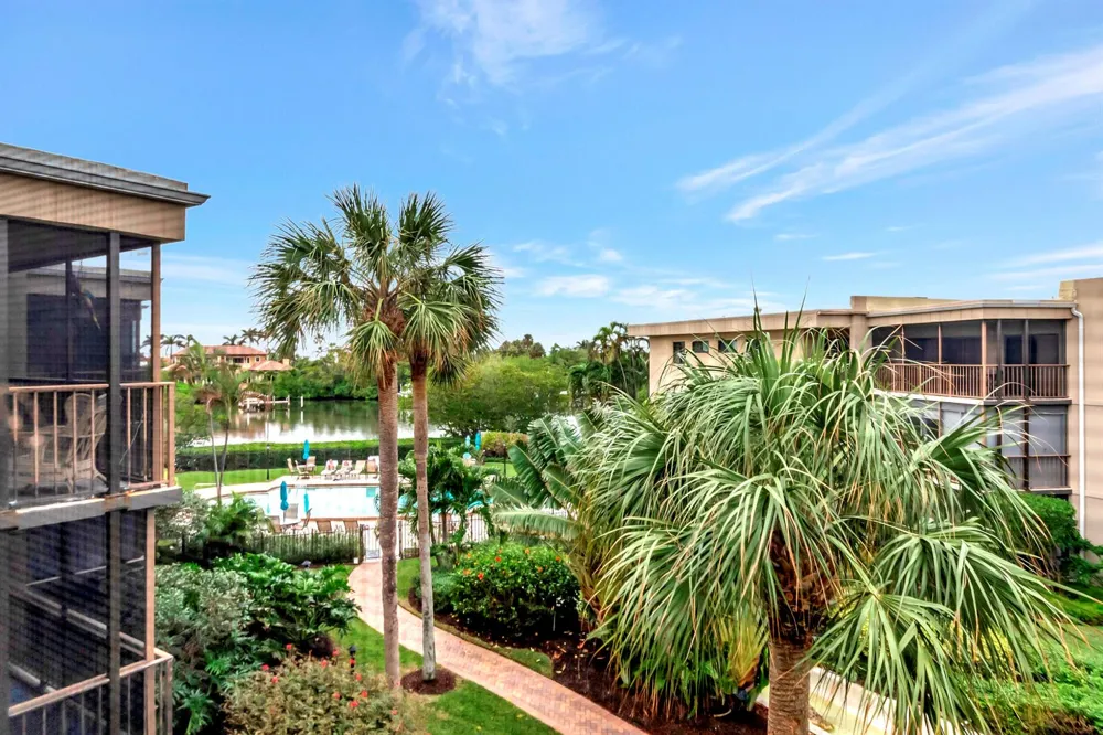 3605 S OCEAN BOULEVARD #321 South Palm Beach, FL 33480
