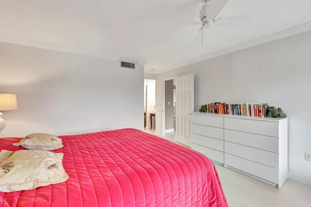 3605 S OCEAN BOULEVARD #321 South Palm Beach, FL 33480
