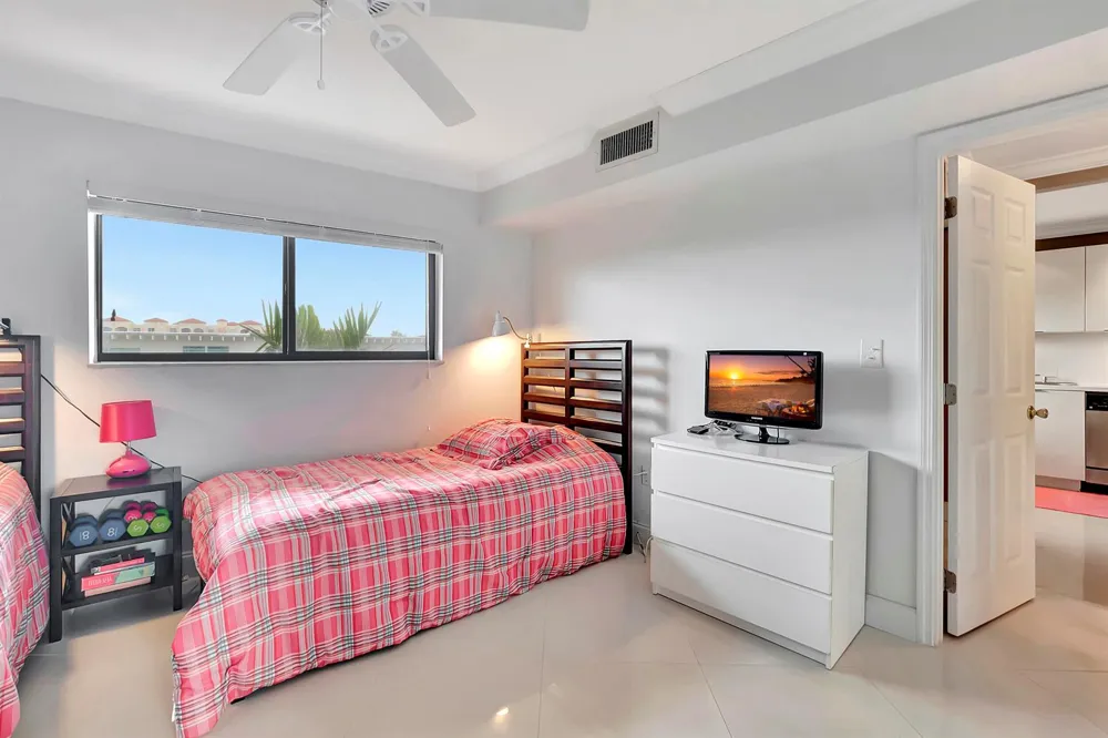 3605 S OCEAN BOULEVARD #321 South Palm Beach, FL 33480