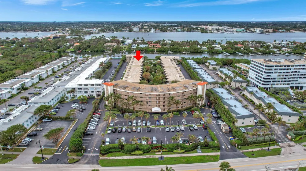 3605 S OCEAN BOULEVARD #321 South Palm Beach, FL 33480