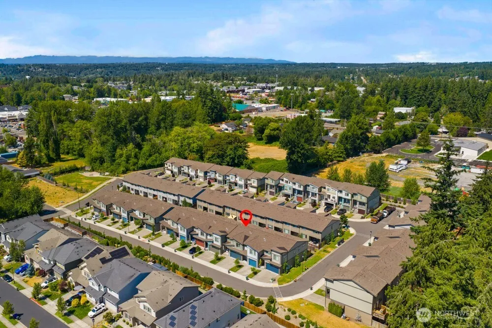 10541 11th Street E Edgewood, WA 98372