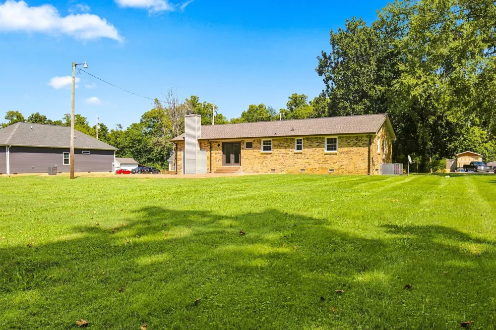 113 Gospel St Cedar Hill, TN 37032