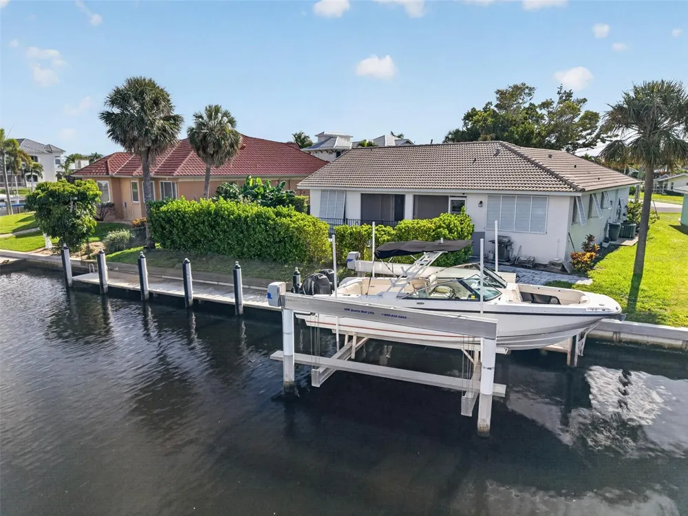 125 DONNA COURT Punta Gorda, FL 33950