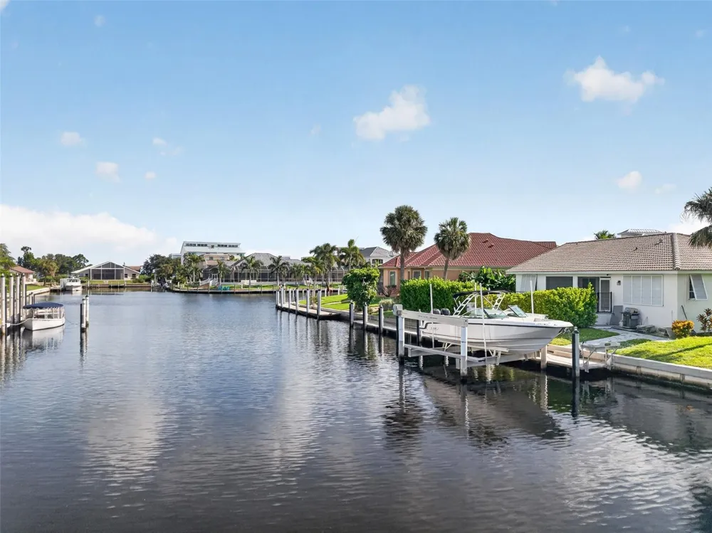 125 DONNA COURT Punta Gorda, FL 33950