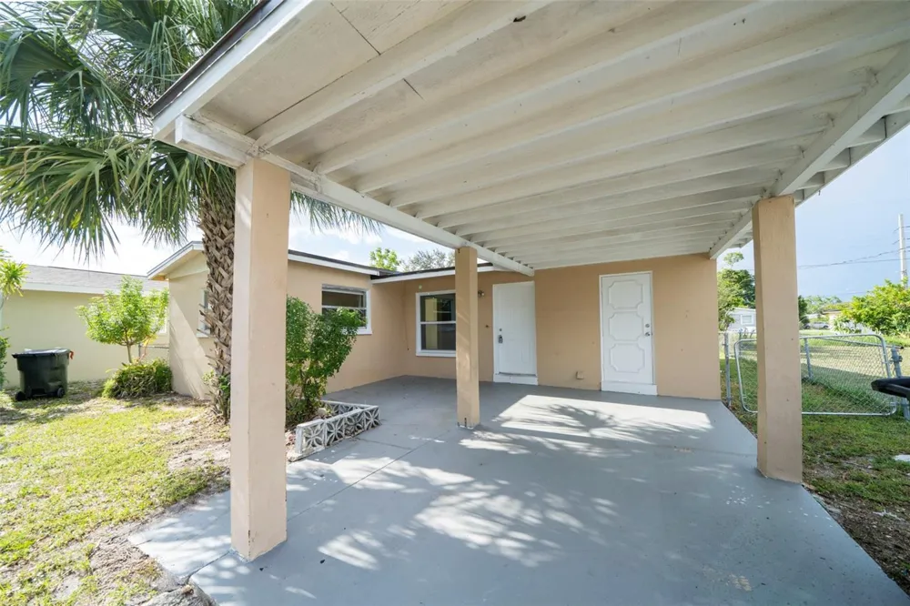 2985 SAINT CHARLES STREET Fort Myers, FL 33916