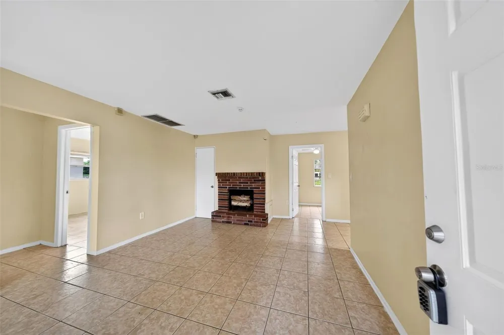 2985 SAINT CHARLES STREET Fort Myers, FL 33916