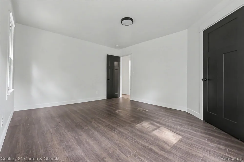 4296 Burgess Road Putnam Township, MI 48169
