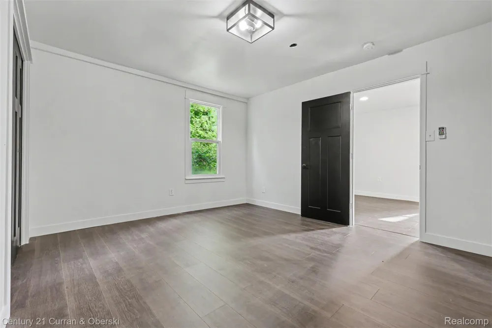 4296 Burgess Road Putnam Township, MI 48169