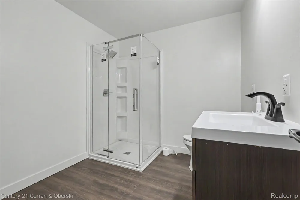 4296 Burgess Road Putnam Township, MI 48169