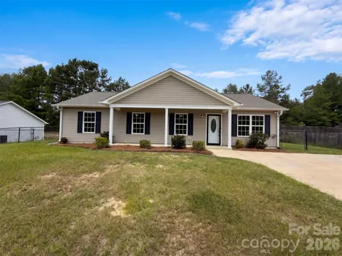 1411 Foxbrook Circle