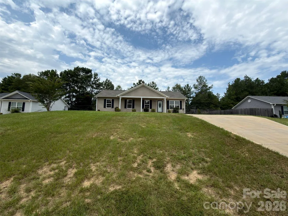 1411 Foxbrook Circle Lancaster, SC 29720