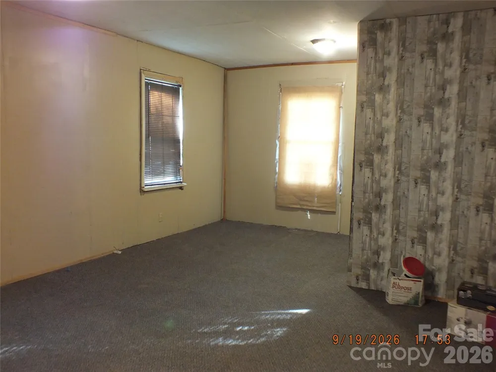 6372 Kershaw Camden Highway Heath Springs, SC 29058