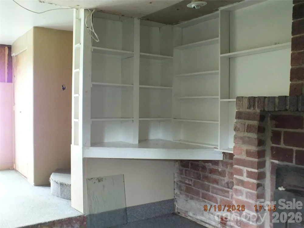 6372 Kershaw Camden Highway Heath Springs, SC 29058