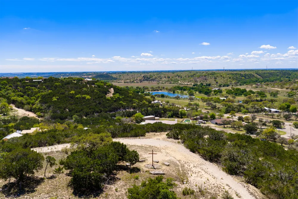 1325 Harper Road Kerrville, TX 78028