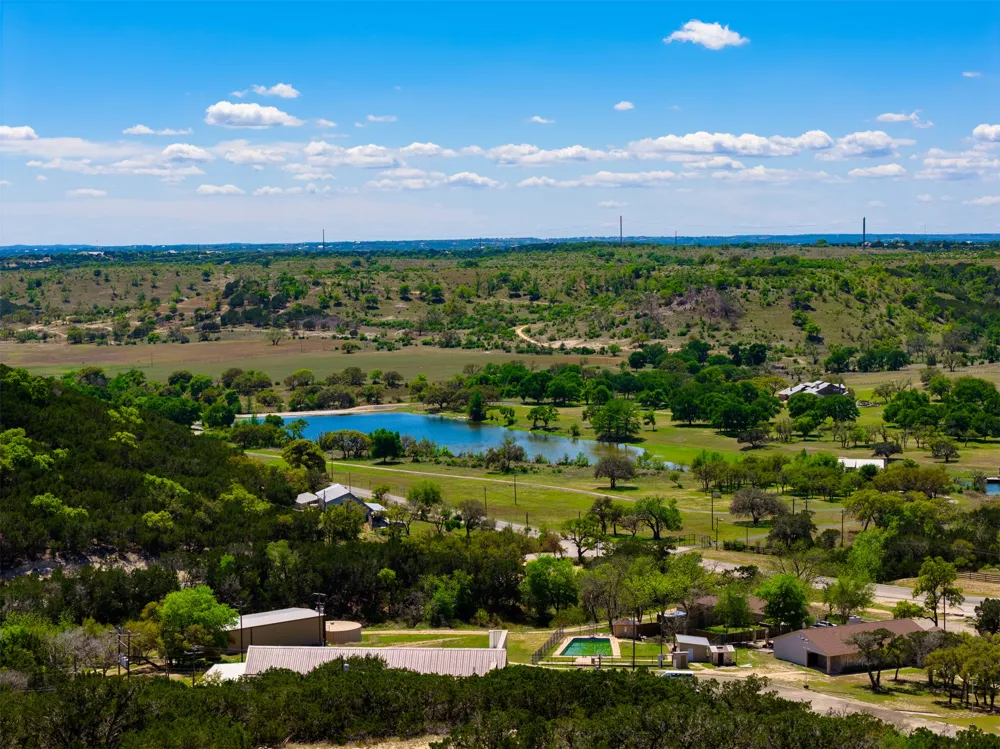 1325 Harper Road Kerrville, TX 78028