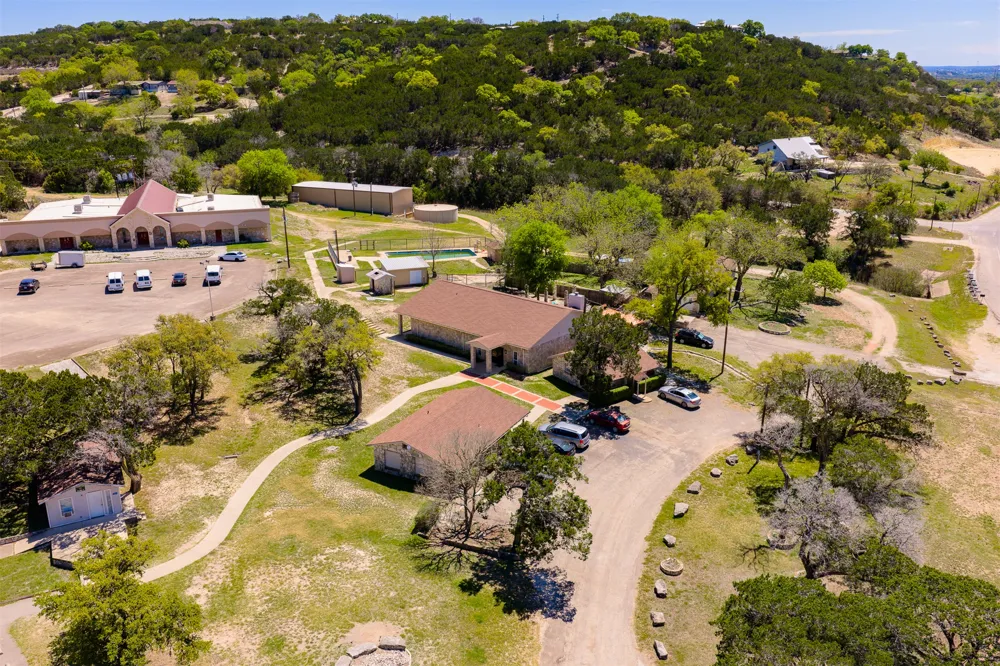 1325 Harper Road Kerrville, TX 78028
