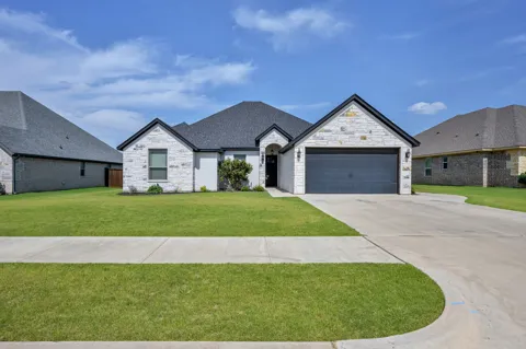 172 Crenshaw Court
