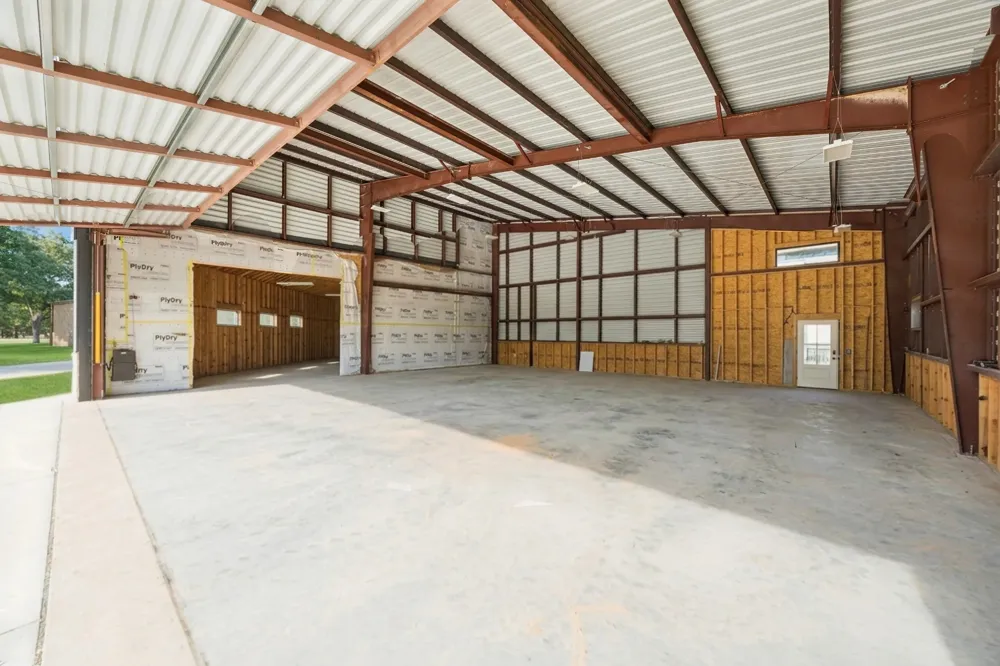 9003 King Air Drive Granbury, TX 76049