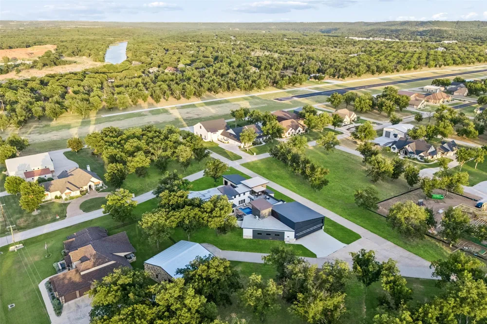 9003 King Air Drive Granbury, TX 76049