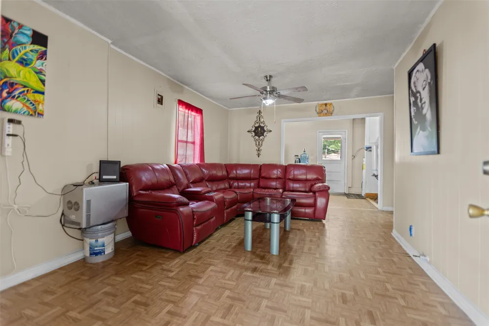 606 Needmore Street Athens, TX 75751