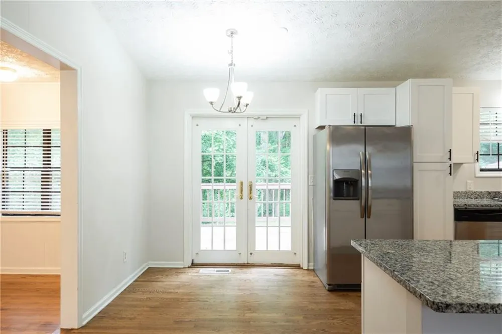 2423 Falcon Court Lawrenceville, GA 30043