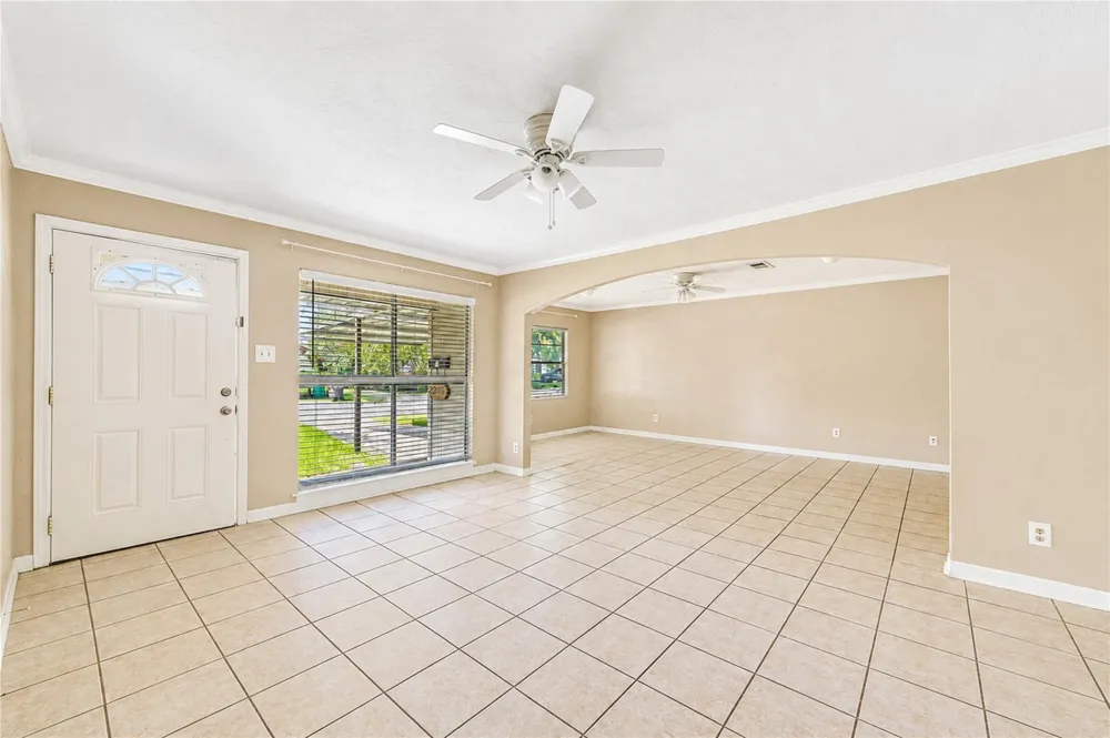 3205 Hays Street Pasadena, TX 77503