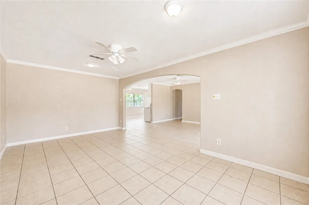 3205 Hays Street Pasadena, TX 77503