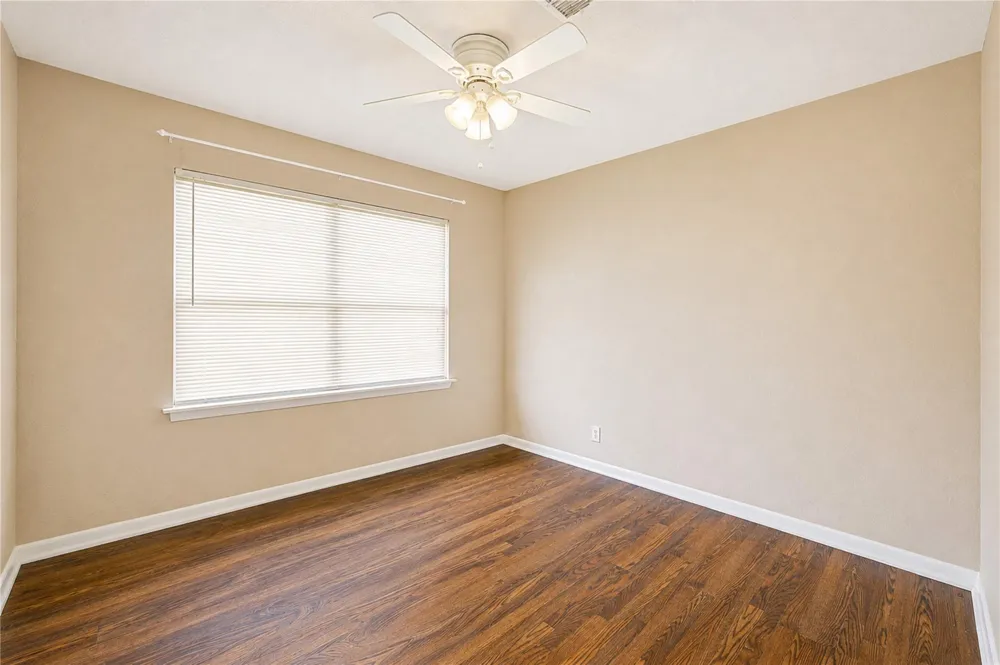 3205 Hays Street Pasadena, TX 77503
