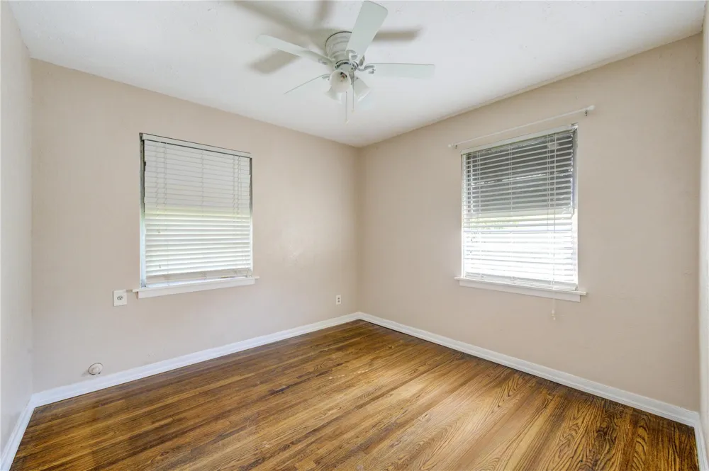 3205 Hays Street Pasadena, TX 77503