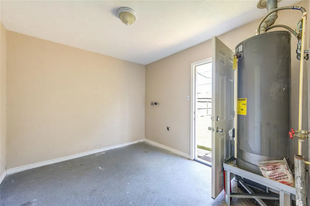3205 Hays Street Pasadena, TX 77503
