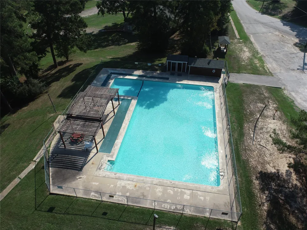 144 Black Walnut Livingston, TX 77351