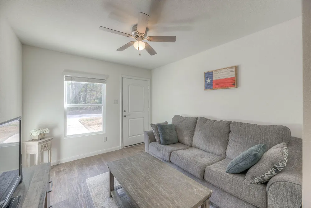 144 Black Walnut Livingston, TX 77351