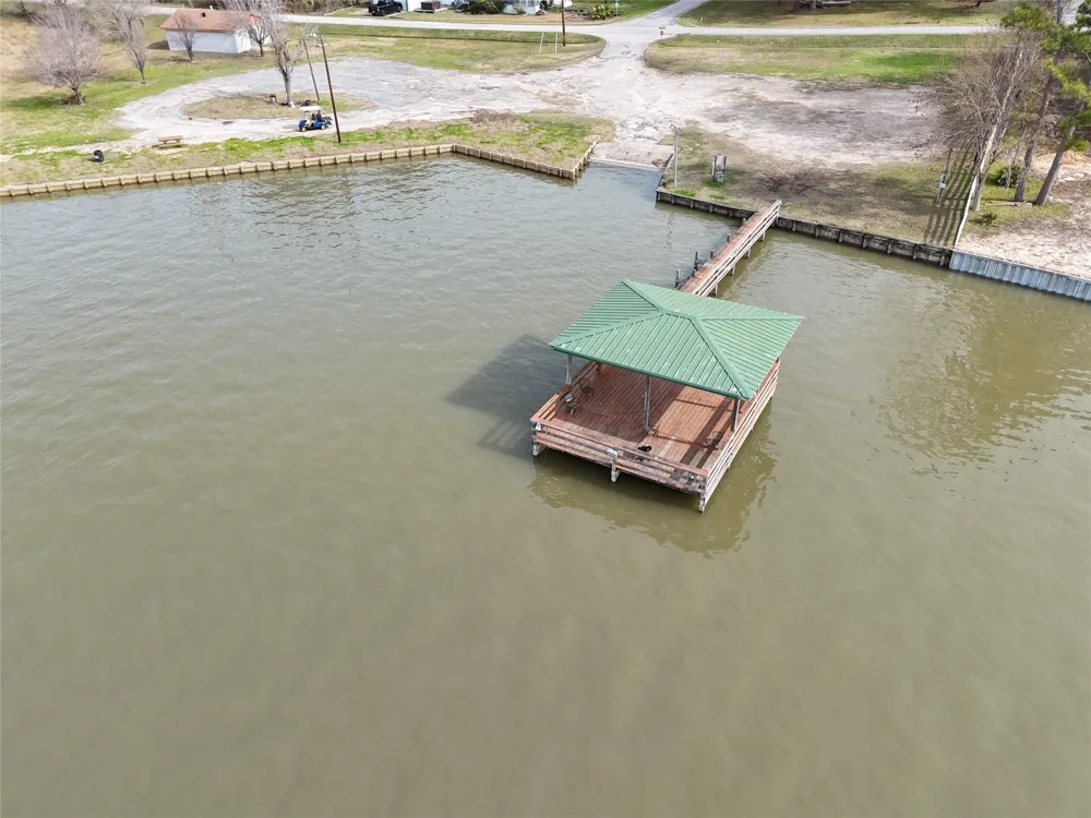 144 Black Walnut Livingston, TX 77351