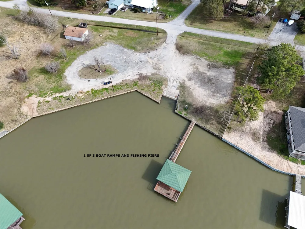 144 Black Walnut Livingston, TX 77351