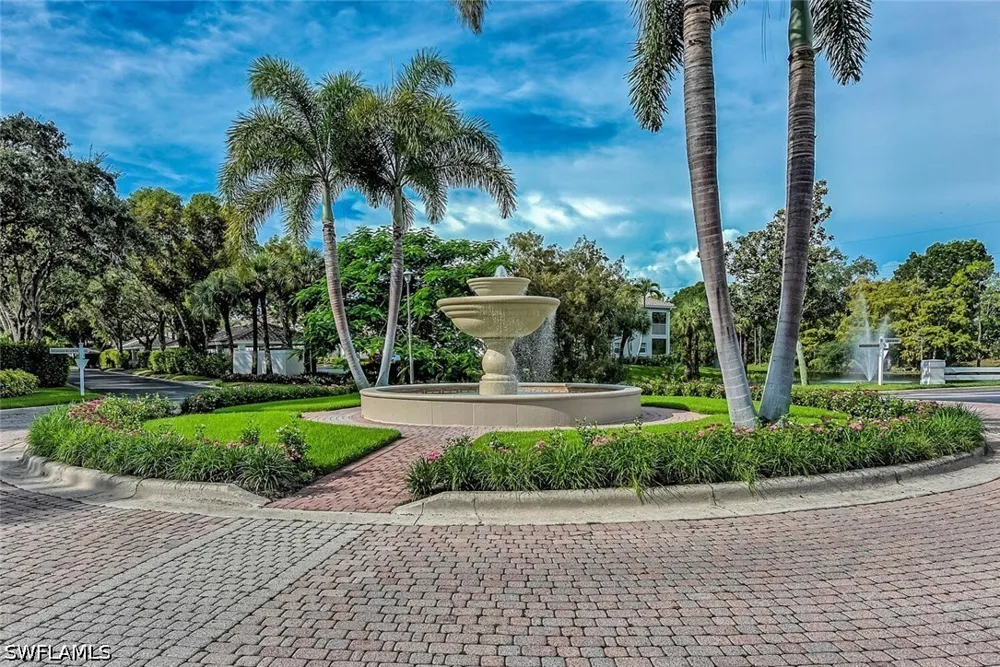 Satinleaf Road #101 Naples, FL 34109