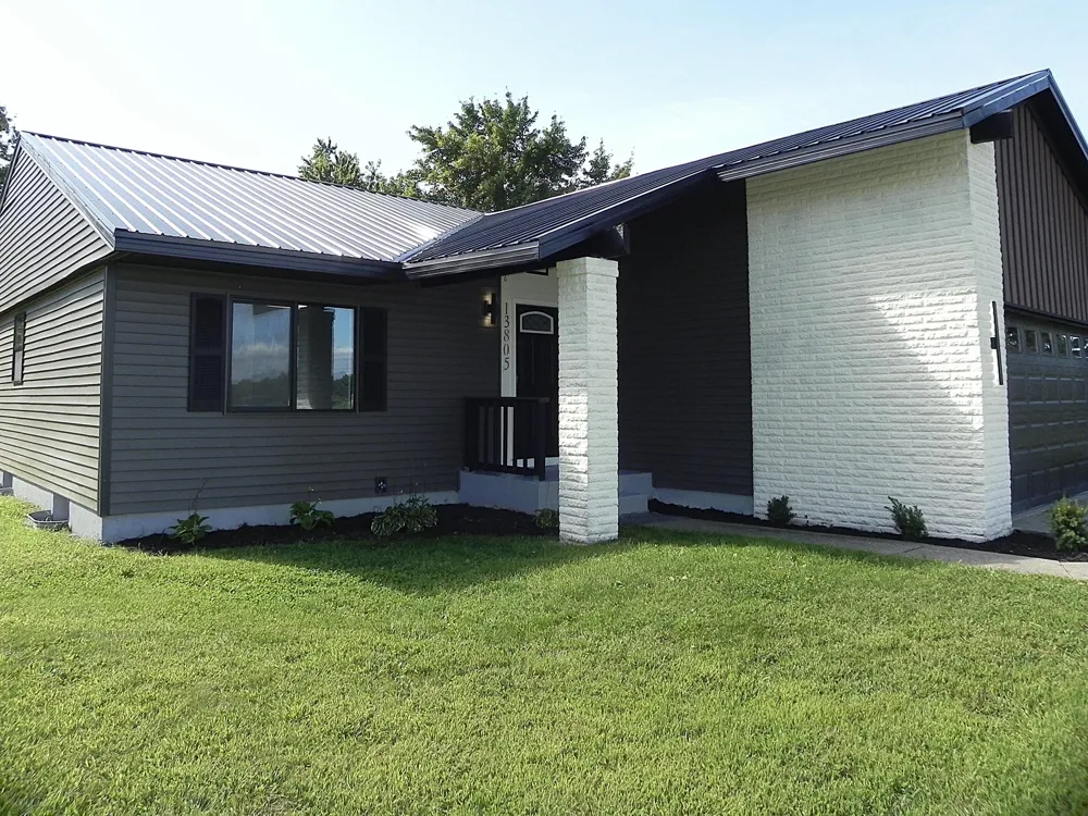 13805 Riverside Drive Constantine, MI 49042